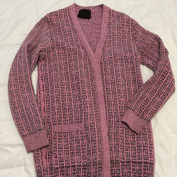 Givenchy Pink 4G Monogram Cardigan Size XS (Small) - Picture 7 of 8
